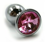 Серебристая алюминиевая анальная пробка с светло-розовым кристаллом - 6 см. - фото 158142