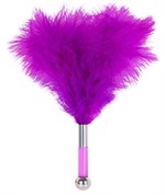 Фиолетовая метелка-пуховка с круглым наконечником FEATHER TICKLER - 24 см. - фото 161503