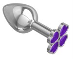 Серебристая анальная втулка с клевером из фиолетовых кристаллов - 7 см. - фото 1183821